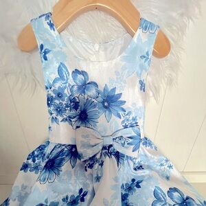 American Princess Blue Floral Dress Size 4
